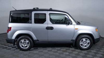 A Like-New 2011 Honda Element Has Appeared on Bring a Trailer