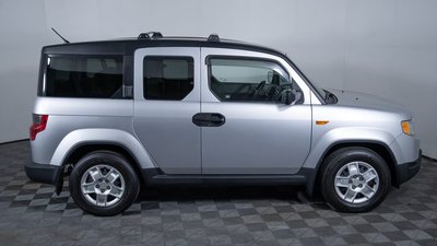 A Like-New 2011 Honda Element Has Appeared on Bring a Trailer